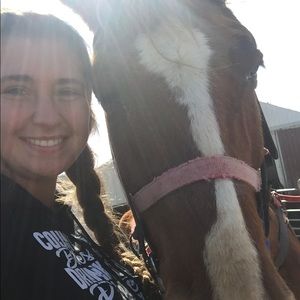 Meet your Posher, Lauren